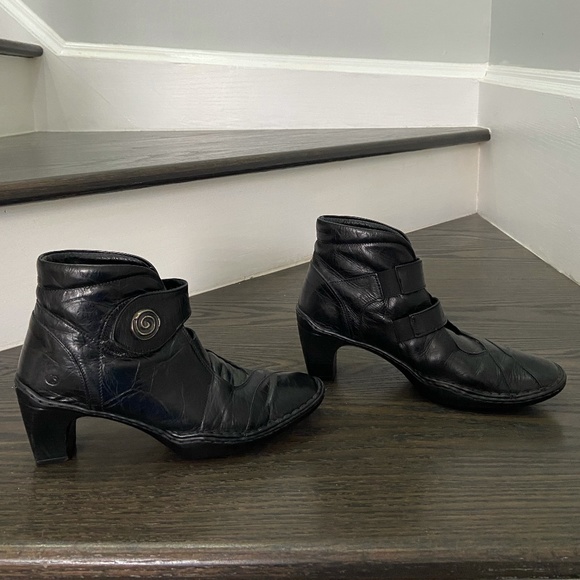 Josef Seibel Women's Black Ankle Boots - Picture 2 of 10